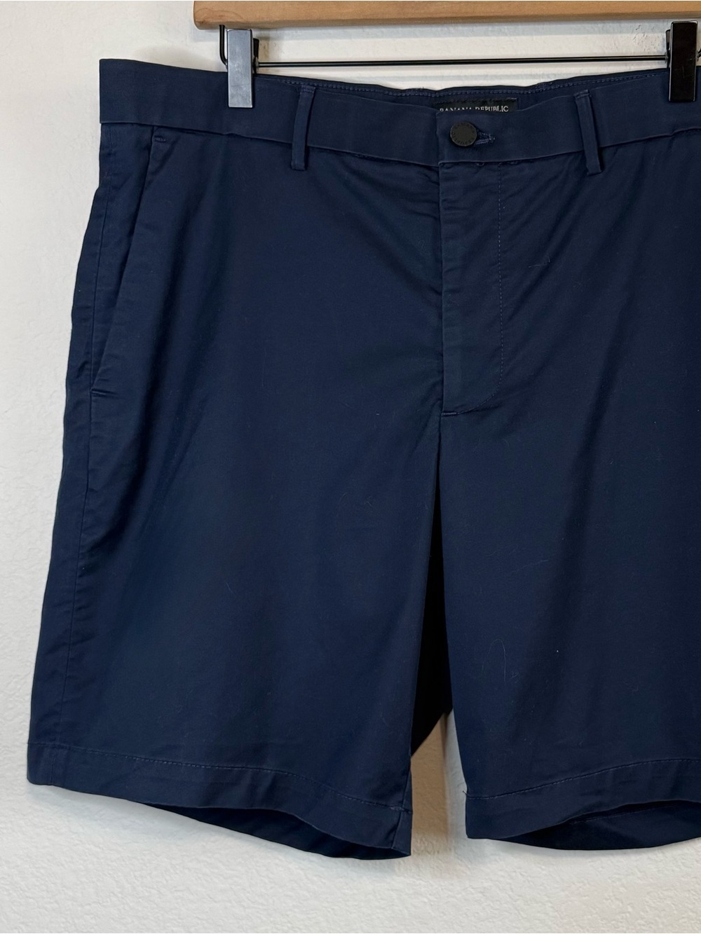 Banana Republic Core Temp Short Navy Blue 9” Mens Casual Preppy Shorts Size 36 - Picture 3 of 11